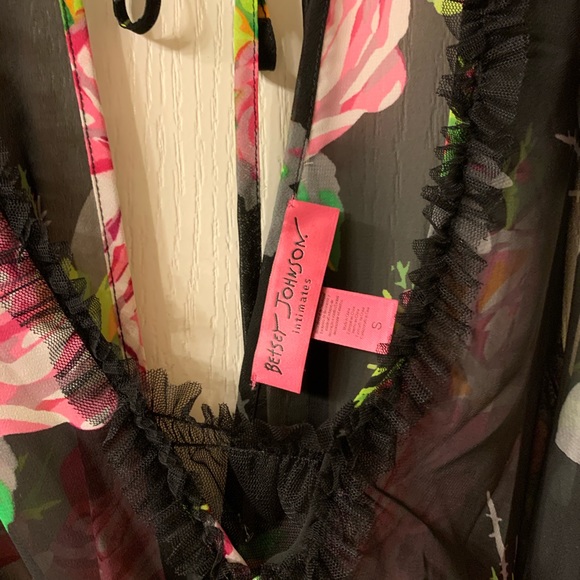 Betsey Johnson rose sleep top size S - Picture 2 of 4